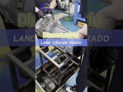 Rimuovere la trasmissione automatica del veicolo Land