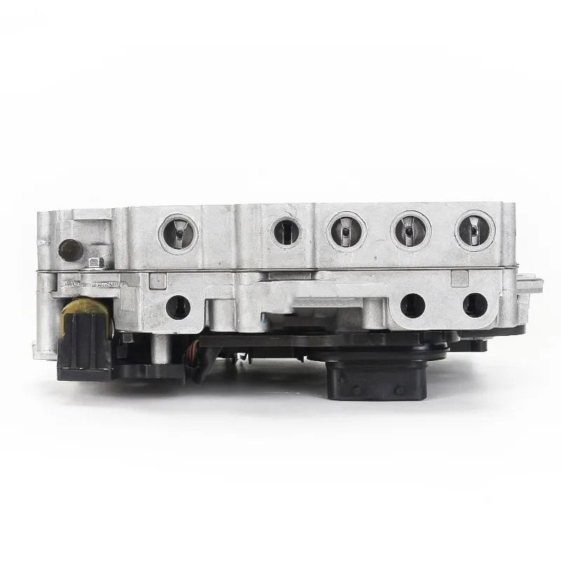 Auto Parte 09 Assemblaggio della carrosseria della valvola del cambio 6F35 per Ford AL8Z-7G391-A