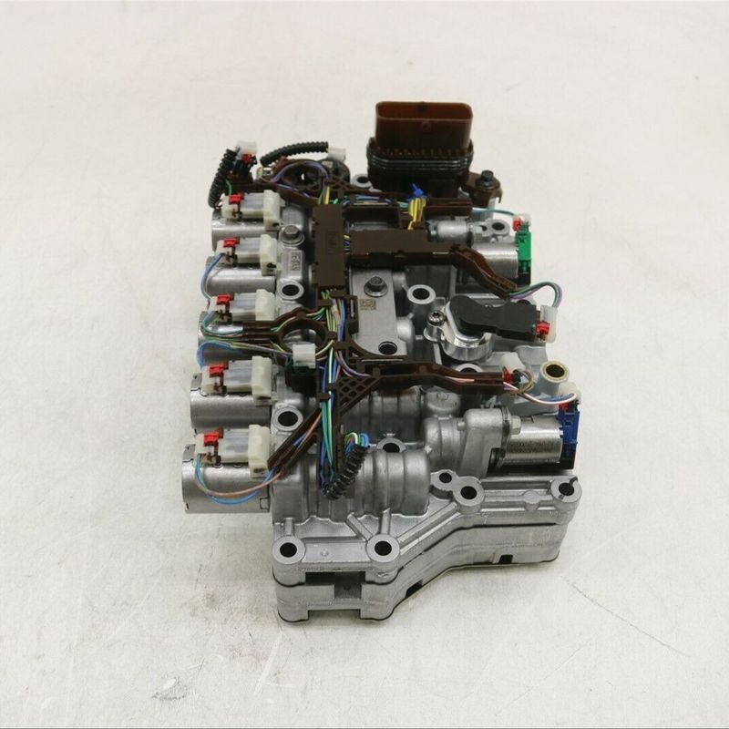 7 kg Ford Escape EDGE Transmission Part 8F24 8F35 Valve body assembly con consumo