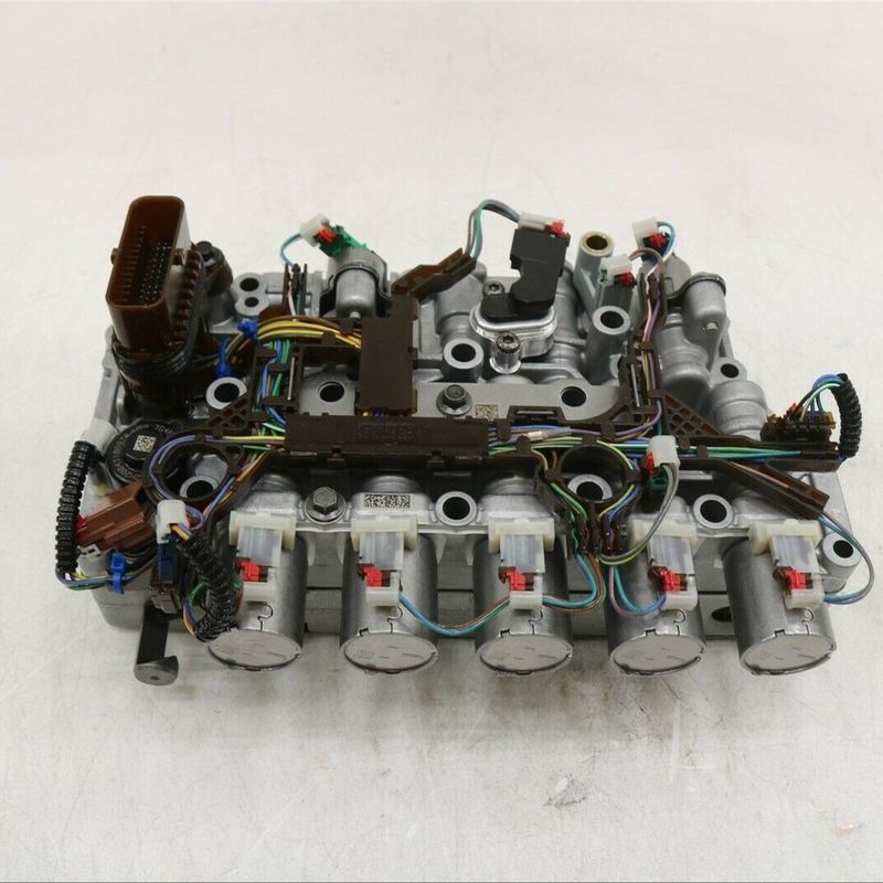 7 kg Ford Escape EDGE Transmission Part 8F24 8F35 Valve body assembly con consumo