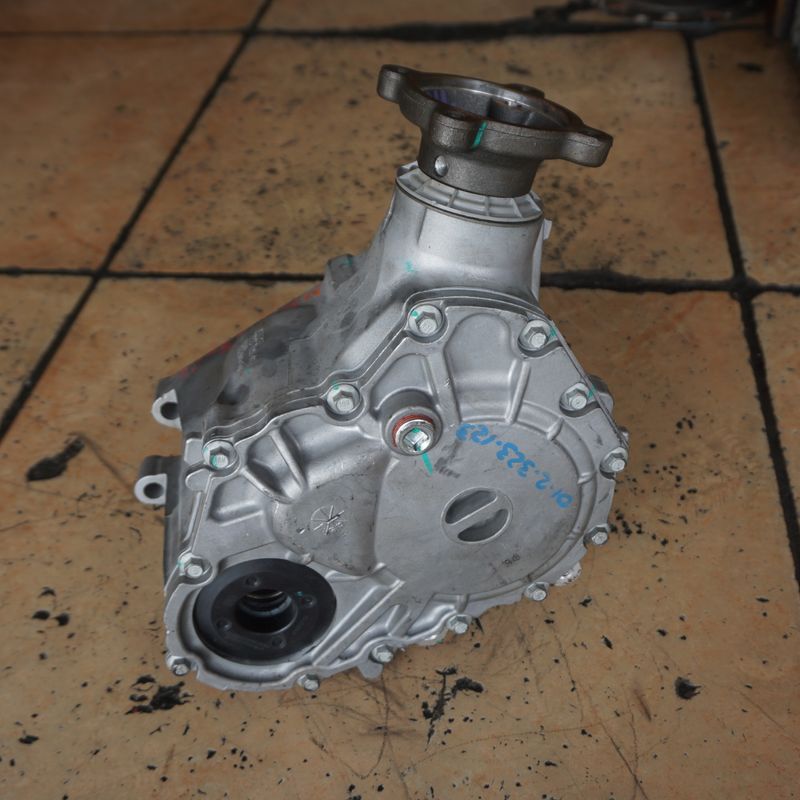9L8Z7A103D 9L8Z7A103J Cassa di trasferimento differenziale per Mazda CX9 6F35 Sistema di telaio automatico utilizzato