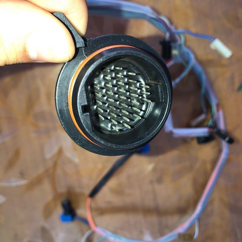 Arnesi di cablaggio usati a prezzi accessibili per BMW MINI GA6F21AW TF-72SC dal smontaggio della scatola dei marciapiedi