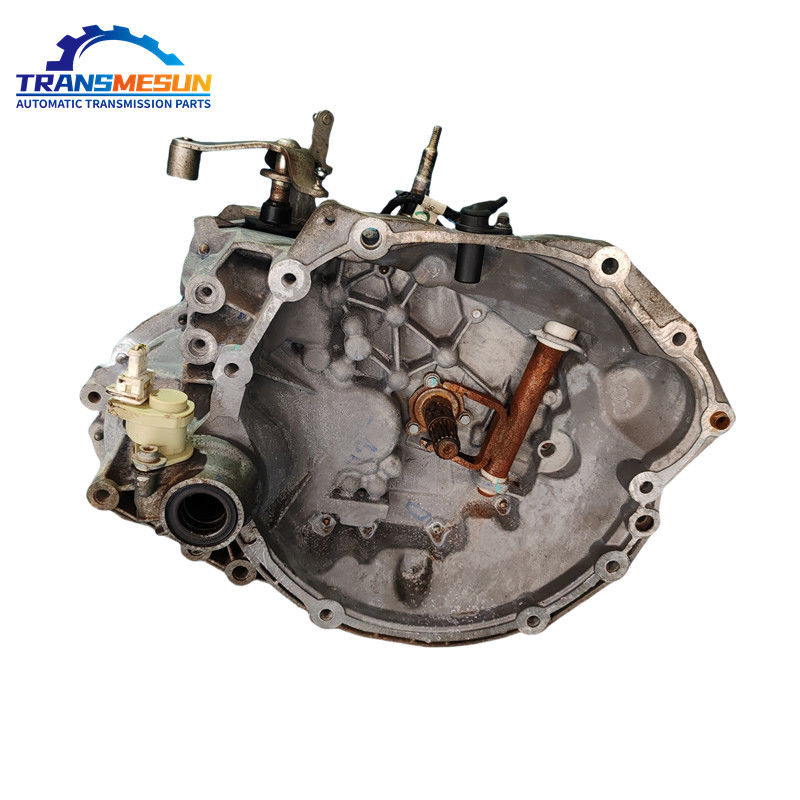 Utilizzato MA5 5 velocità trasmissione manuale assemblaggio 3201011 3201022 3201024 3201025 per DONGFENG FENGSHEN 2013-2016 A30 S30 A60 1.5L