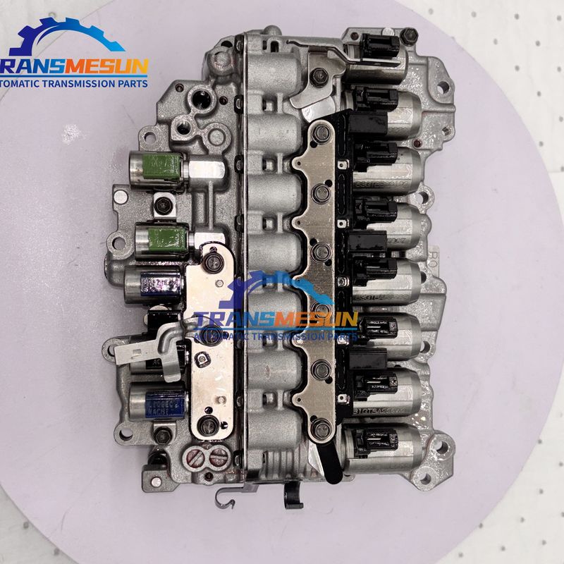 GA8G45AW Automatic Transmission Valve Body Assembly 24338744991 per BMW X1 F48 con singolo sensore di temperatura dell'olio