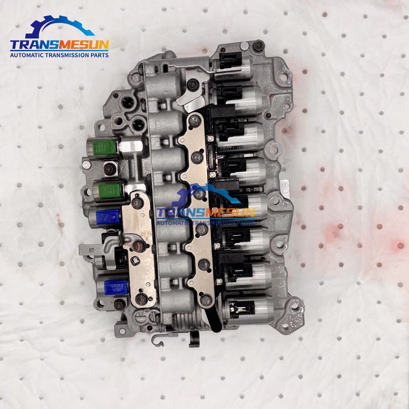 GA8G45AW Automatic Transmission Valve Body Assembly 24338744991 per BMW X1 F48 con singolo sensore di temperatura dell'olio