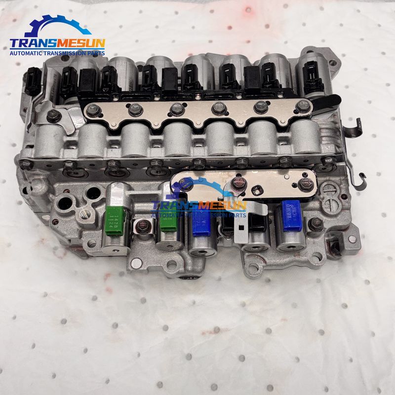 GA8G45AW Automatic Transmission Valve Body Assembly 24338744991 per BMW X1 F48 con singolo sensore di temperatura dell'olio