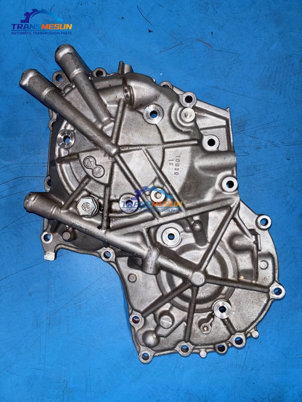 Il coperchio posteriore della cassa della trasmissione K114 CVT ha cinque fori di fissaggio, adatti per il modello 2019 della Toyota C-HR