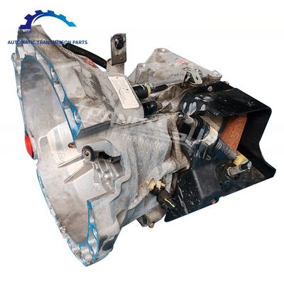 Trasmissione manuale a 5 velocità 8M5R7002KC per Ford Focus 2015-2018